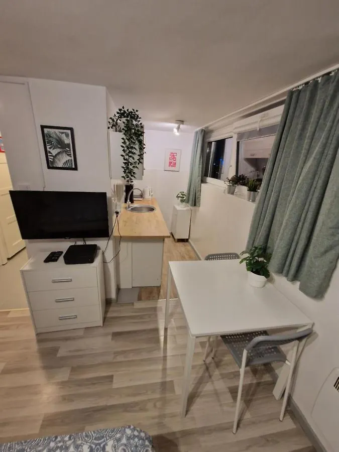 Apartment Batorego Warsaw